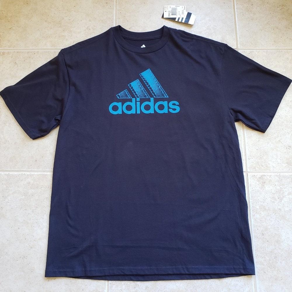 Men's Adidas T-Shirt NWT Size Large